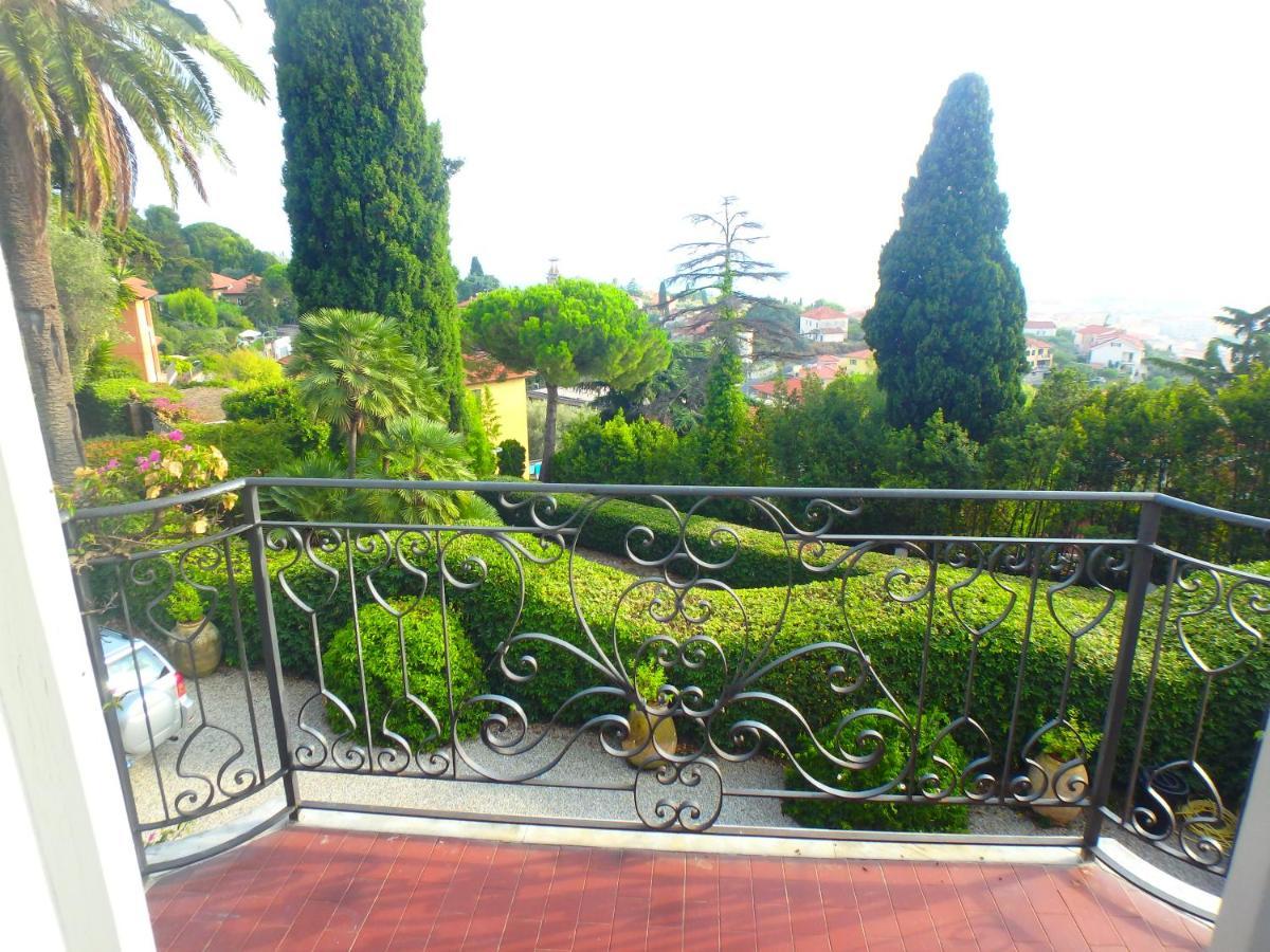 San Luca Citr8031 Bed & Breakfast Imperia